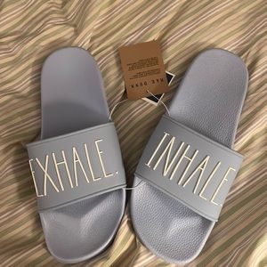 Brand new with tag Rae Dunn slides